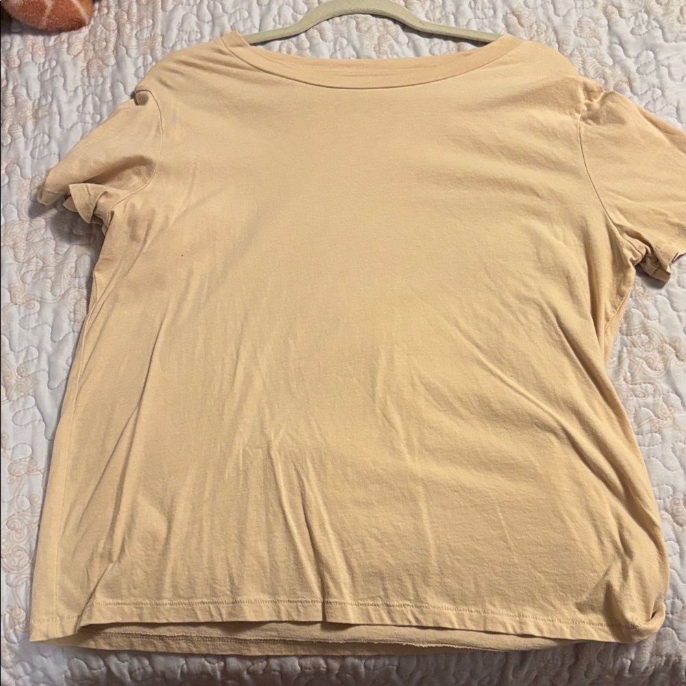 Gap Casual Cream Women's Tee Size Large